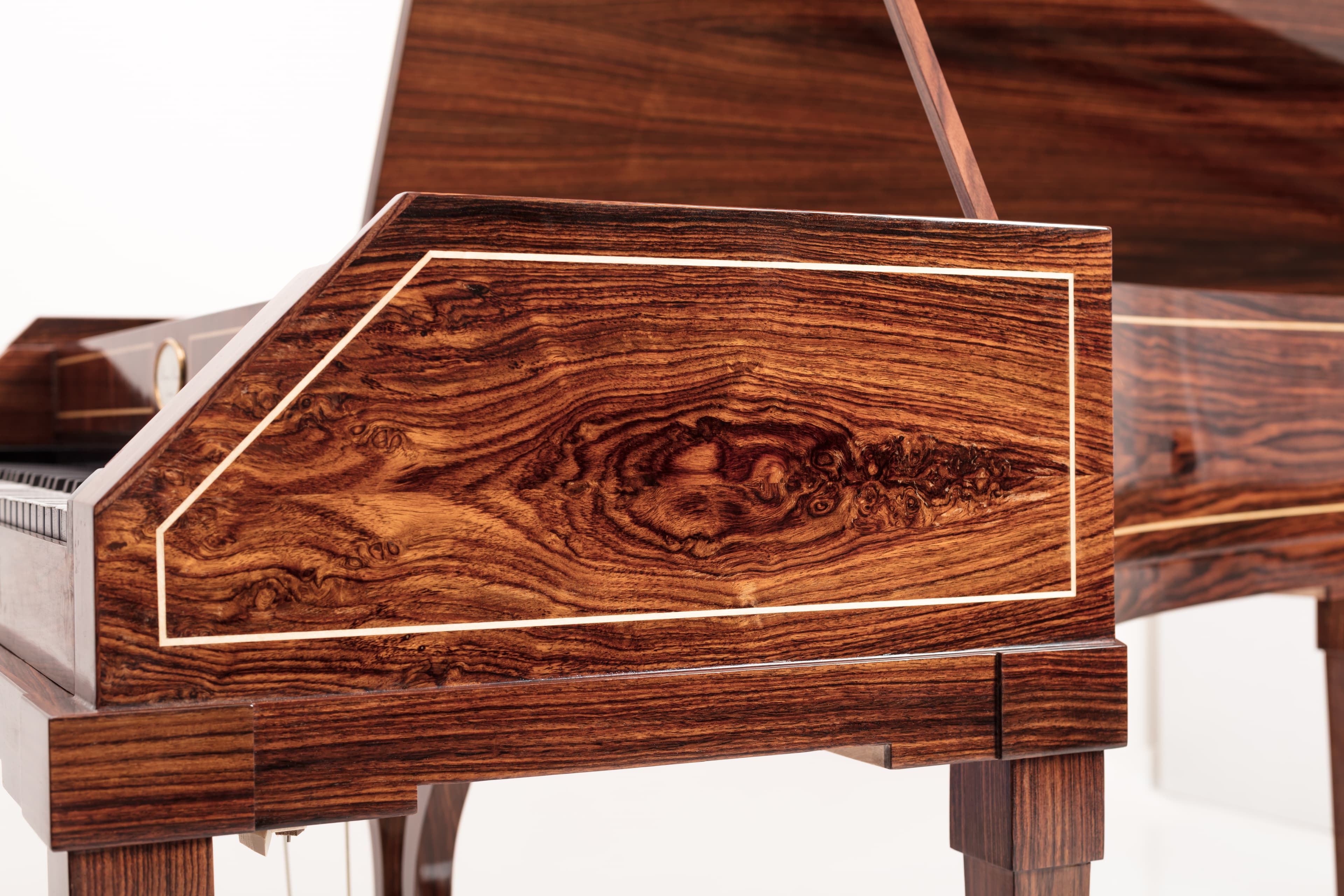 Walter 1795 Fortepiano Opus 6 — Right cheek
